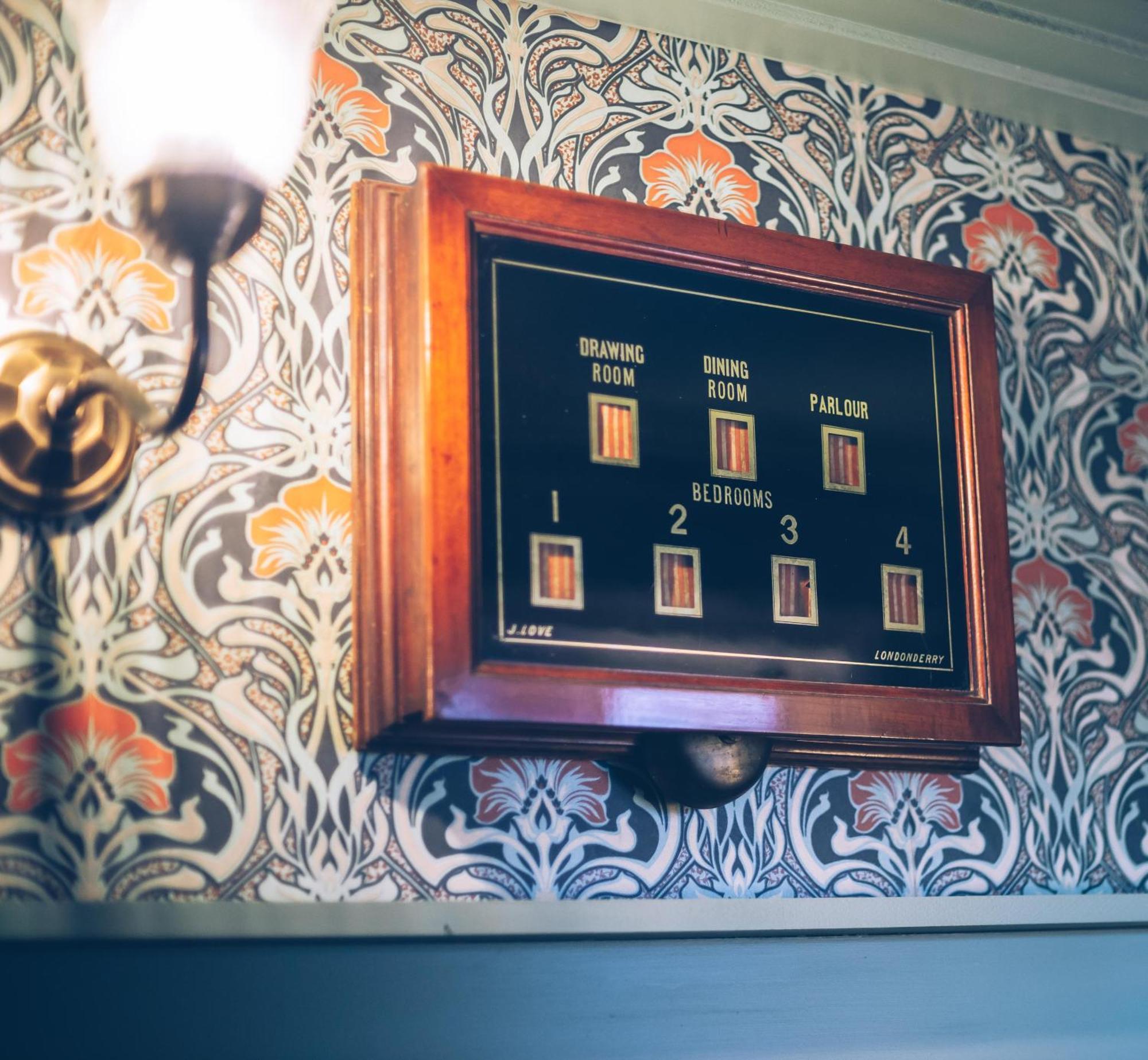 Sheddington Manor - 2 Bedroom Guest House & Cinema Belfast Luaran gambar